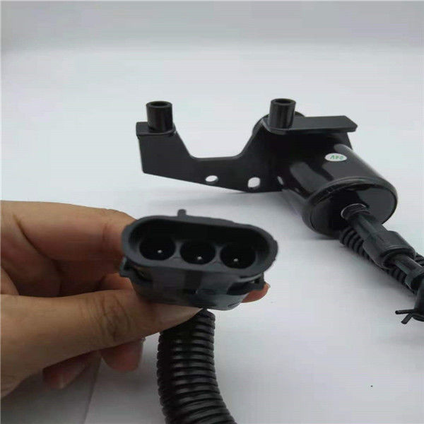 B7648-1115100 หยุดโซลินอยด์วาล์วเหมาะสำหรับชิ้นส่วนรถขุดเครื่องยนต์ YUCHAI 24V
