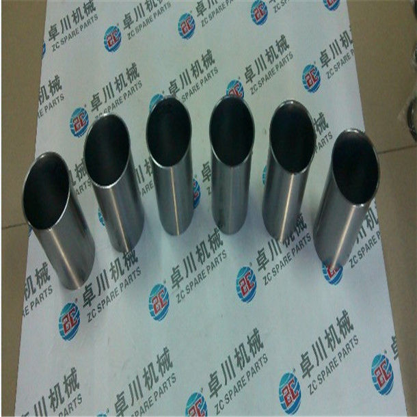 1-11261-250-0 แขนกระบอกสูบเครื่องยนต์เหมาะกับ 6JB1 Excavator Cylinder Liner Sleeve