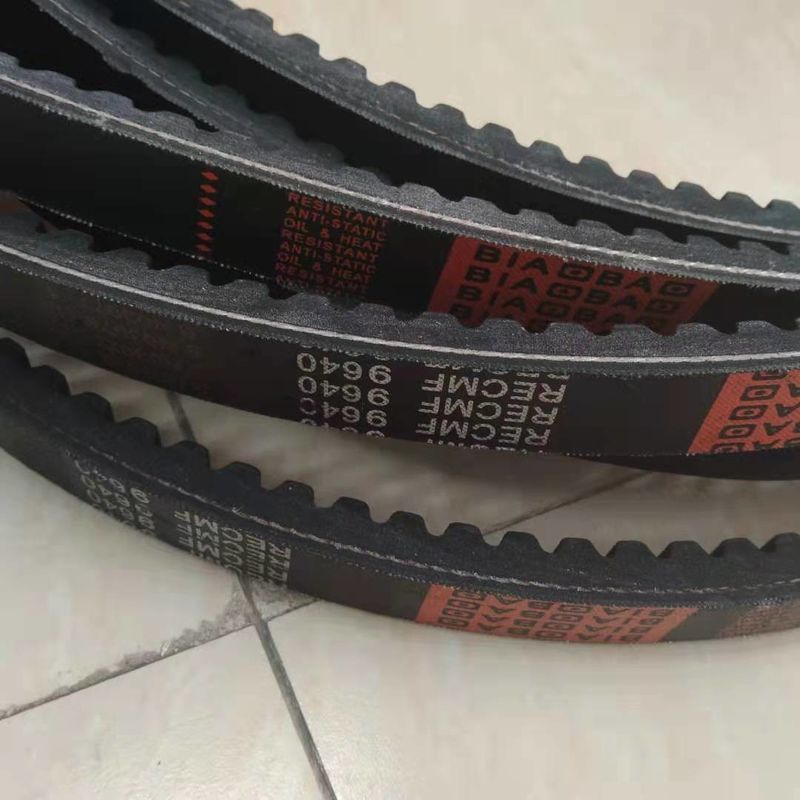 งานก่อสร้าง 9640 Black V Belt Fit สำหรับรถขุดเครื่องยนต์ดีเซล