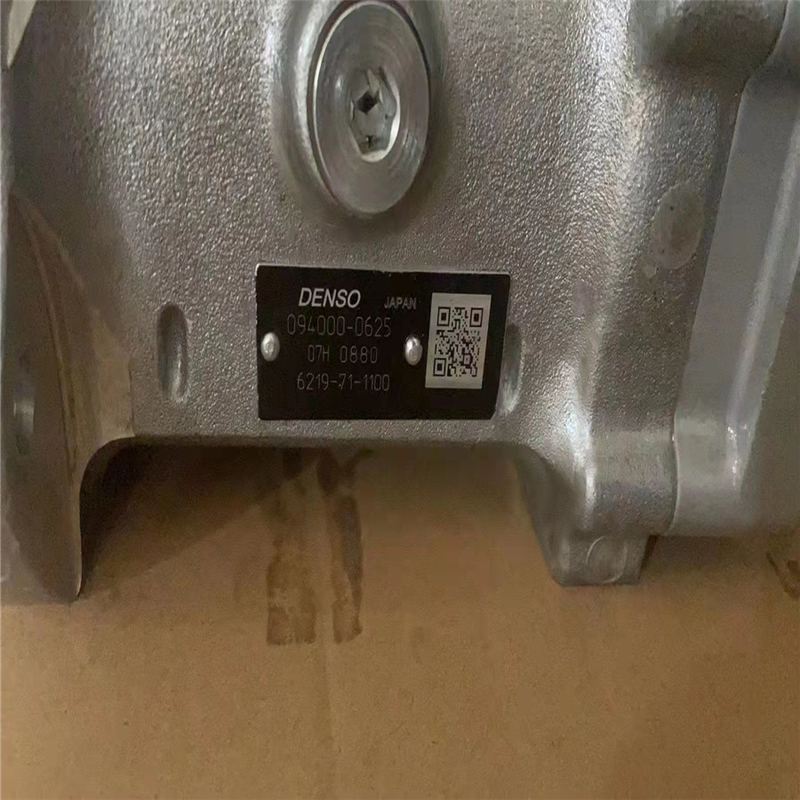 6219-71-1100 ปั๊มฉีดเชื้อเพลิงดีเซล Assy PC2000-8 WA800 WA900 SAA12V140E 6219711100
